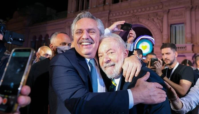 alberto y lula 696x400