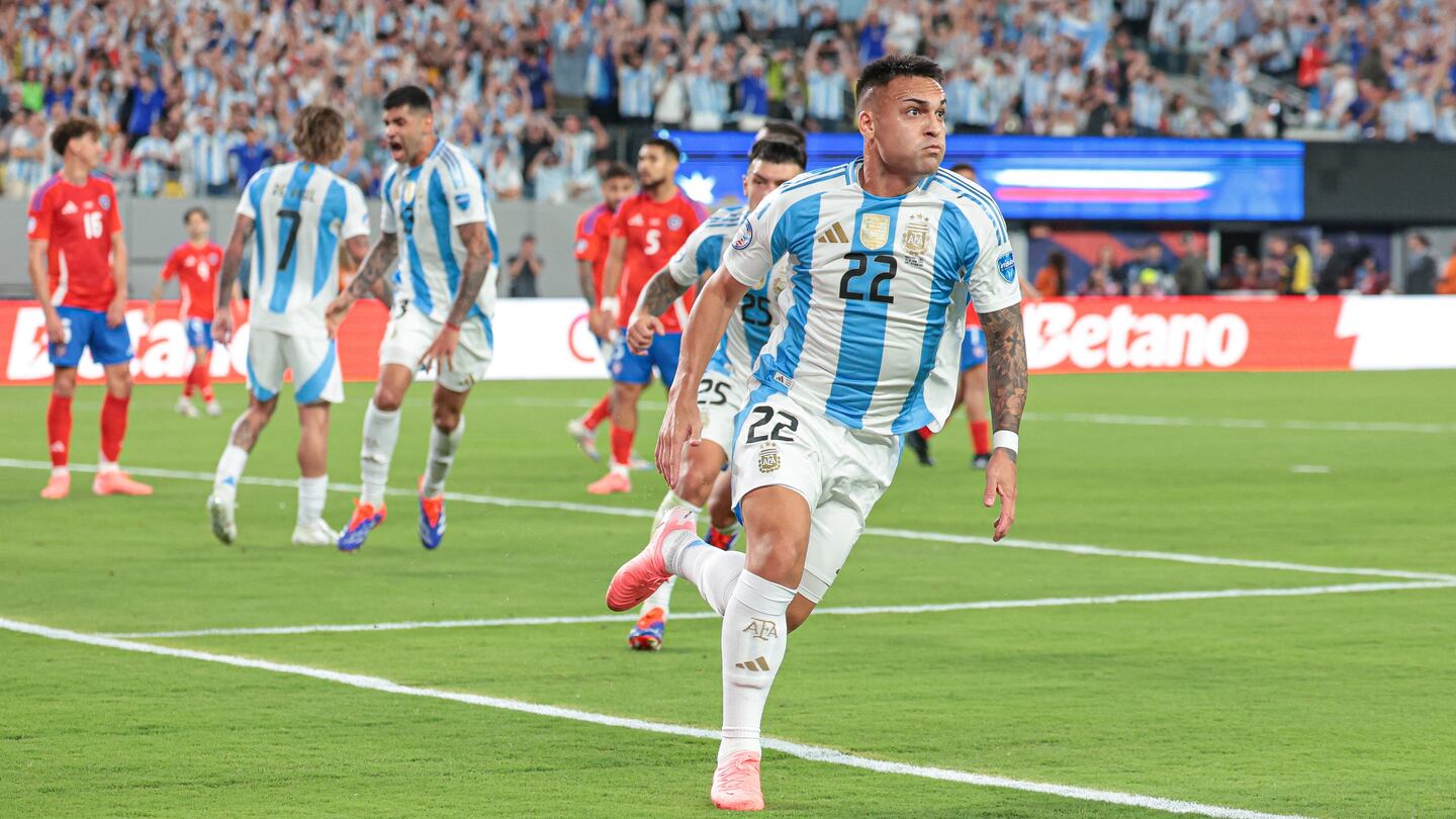 el delantero argentino lautaro martinez podria volver a ser titular en el partido ante bolivia reuters U56WJISSFBGJHOSCGR4ABFB25U